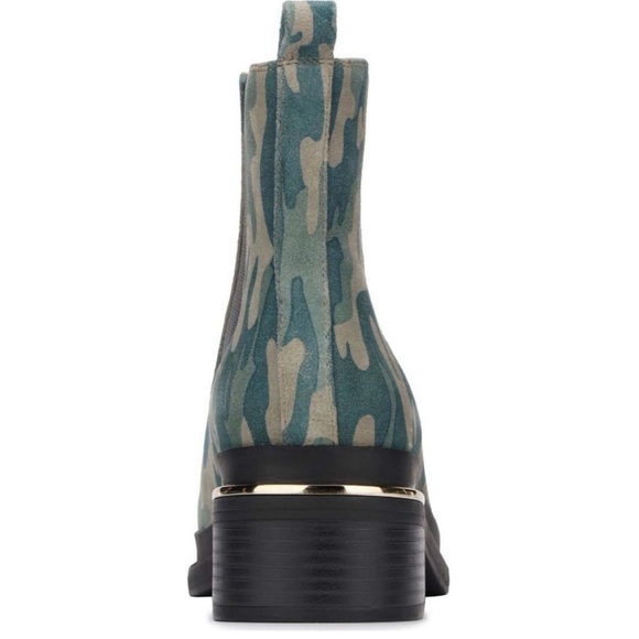 Kenneth Cole Women's Levon 2.0 Welt Chelsea Boot Lug Sole Ankle Boot Size 8 New - Picture 4 of 10